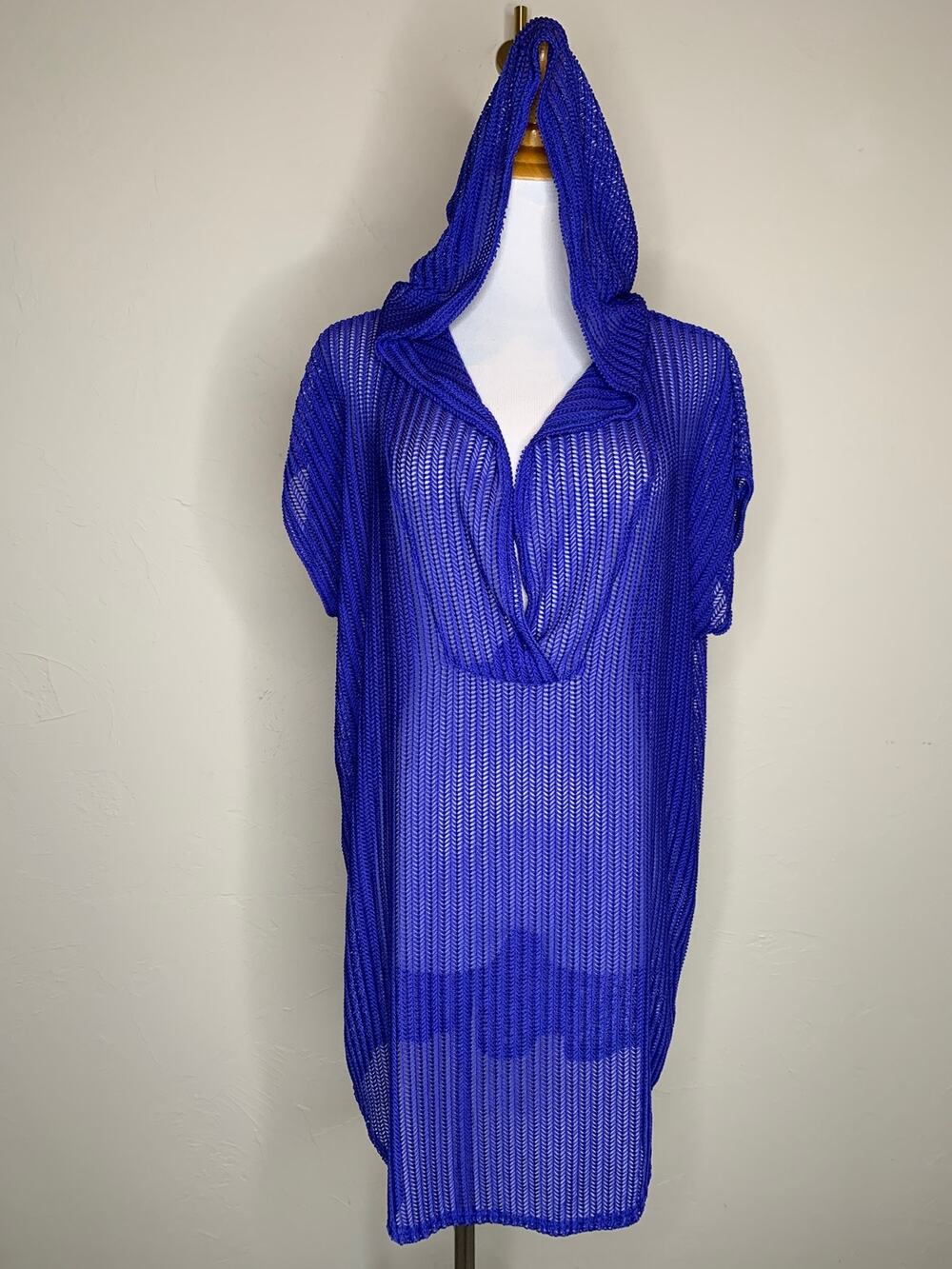 Mesh Swimsuit Coverup Sz Medium NWT Hooded Resortwear Pool Attire